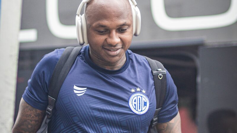 Suspenso, Sassá está fora do primeiro jogo da final do Campeonato Sergipano