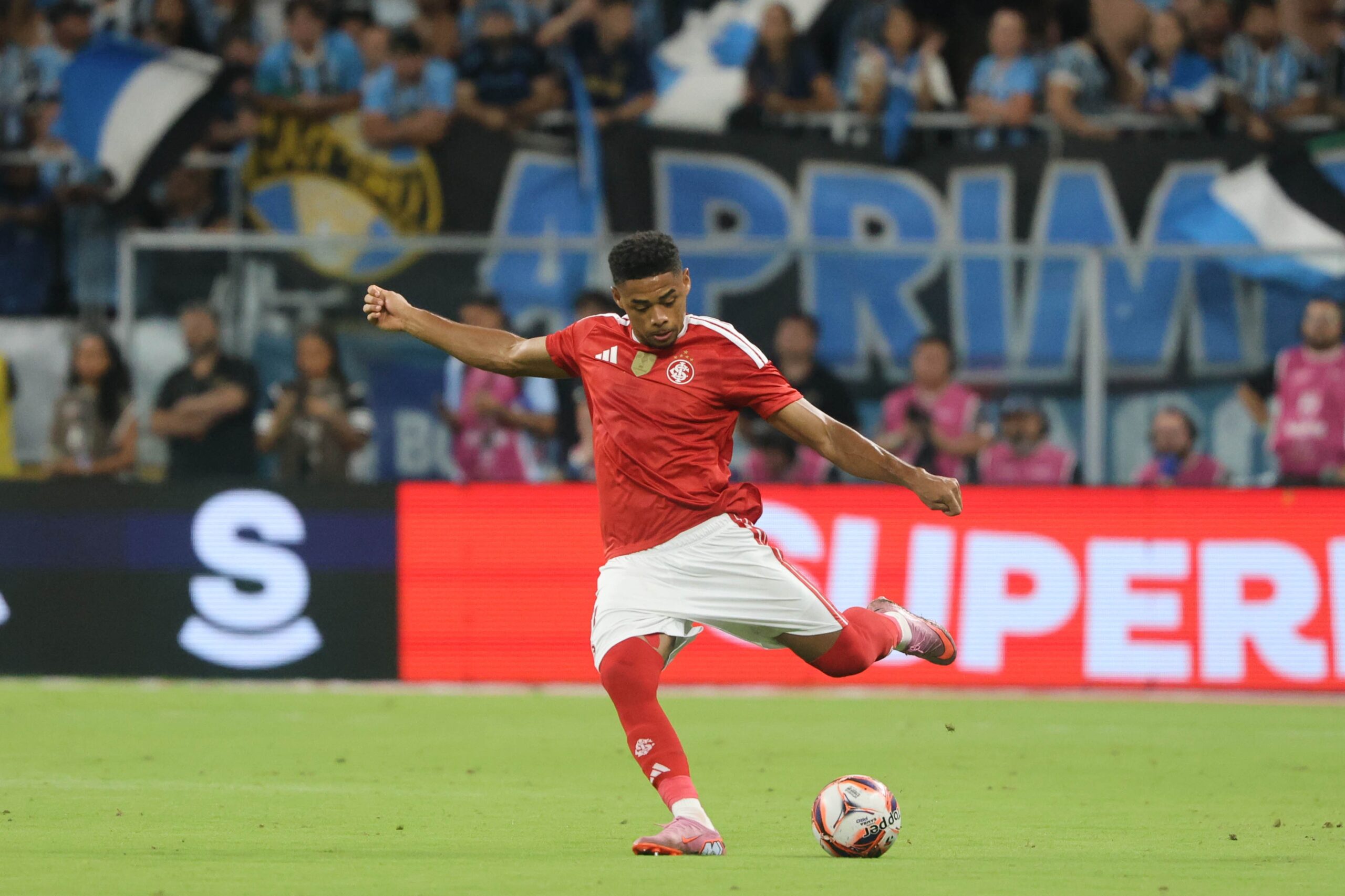 Súmula do Gre-Nal confirma gol contra e cita reclamação de dirigente do Inter