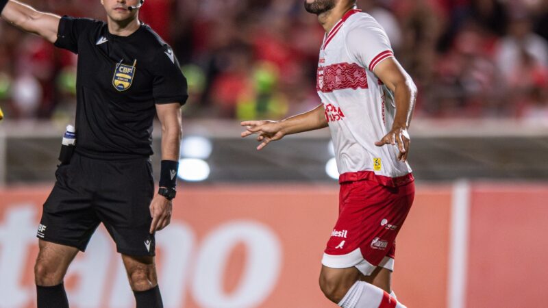 Barroca elogia atuação de reforços do CRB na goleada contra o Porto: “Agregaram muito”