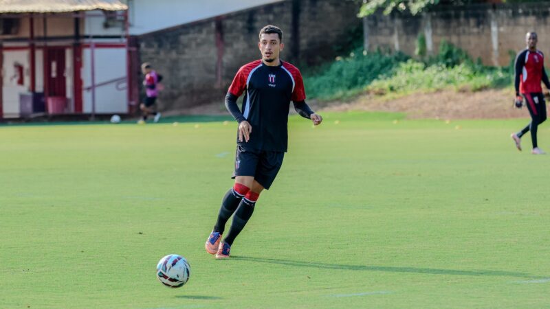 André Leite vê base como ativo e projeta mais espaço para jovens na Série B