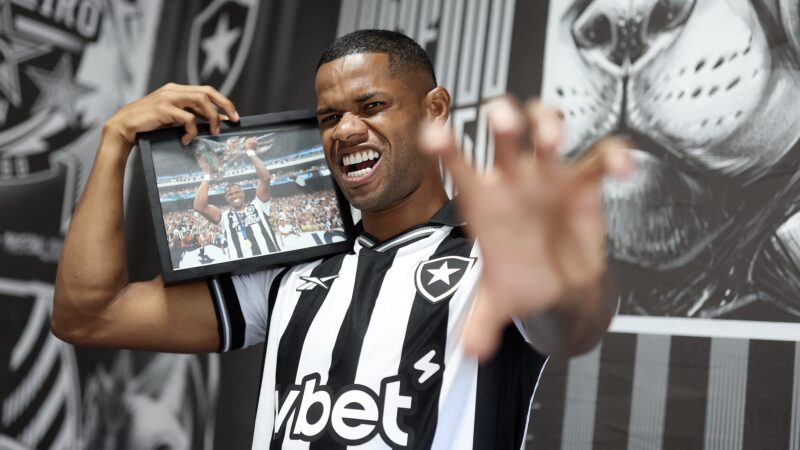 Números de Júnior Santos pelo Botafogo dão esperança ao ataque em baixa; veja