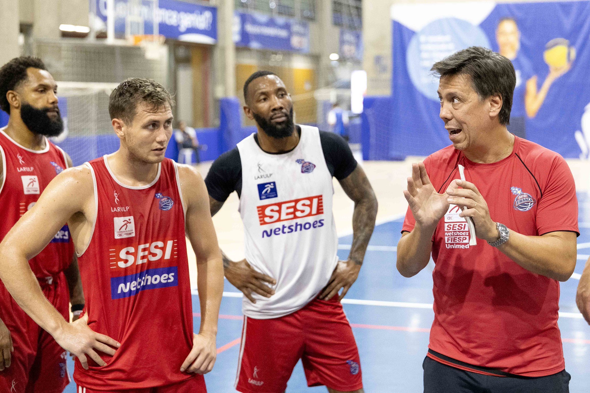 Helinho valoriza defesa e atenção aos detalhes do Franca em vitória do Franca na BCLA