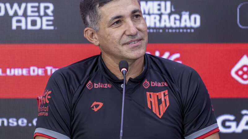 Eduardo Souza vibra com Atlético-GO na fase “realmente forte” da Copa do Brasil