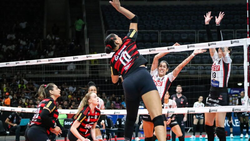 Sesc-Flamengo volta a vencer, acaba com sequência de vitórias do Sesi-Bauru e encosta no líder Minas