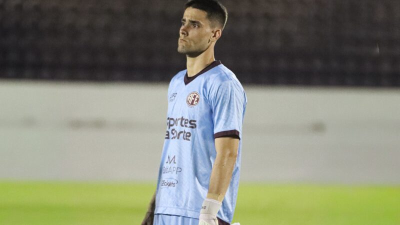 Dênis Jr. vê Ferroviária com bom desempenho na 2ª fase e mantém confiança em reação