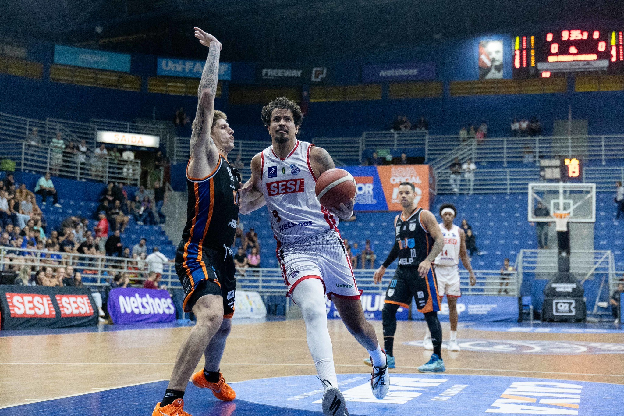 Franca vence Unifacisa pelo NBB e encurta distância para líder Pinheiros