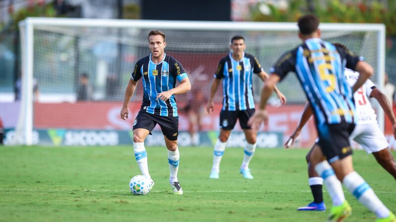 Titulares do Grêmio se aproximam de fim de contrato e prazos pressionam por negociações