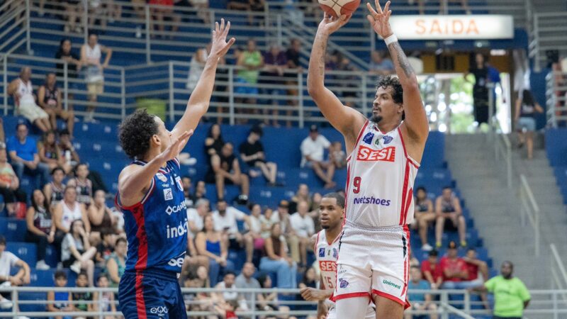 Franca atropela Fortaleza com placar centenário e chega a 25 vitórias no NBB