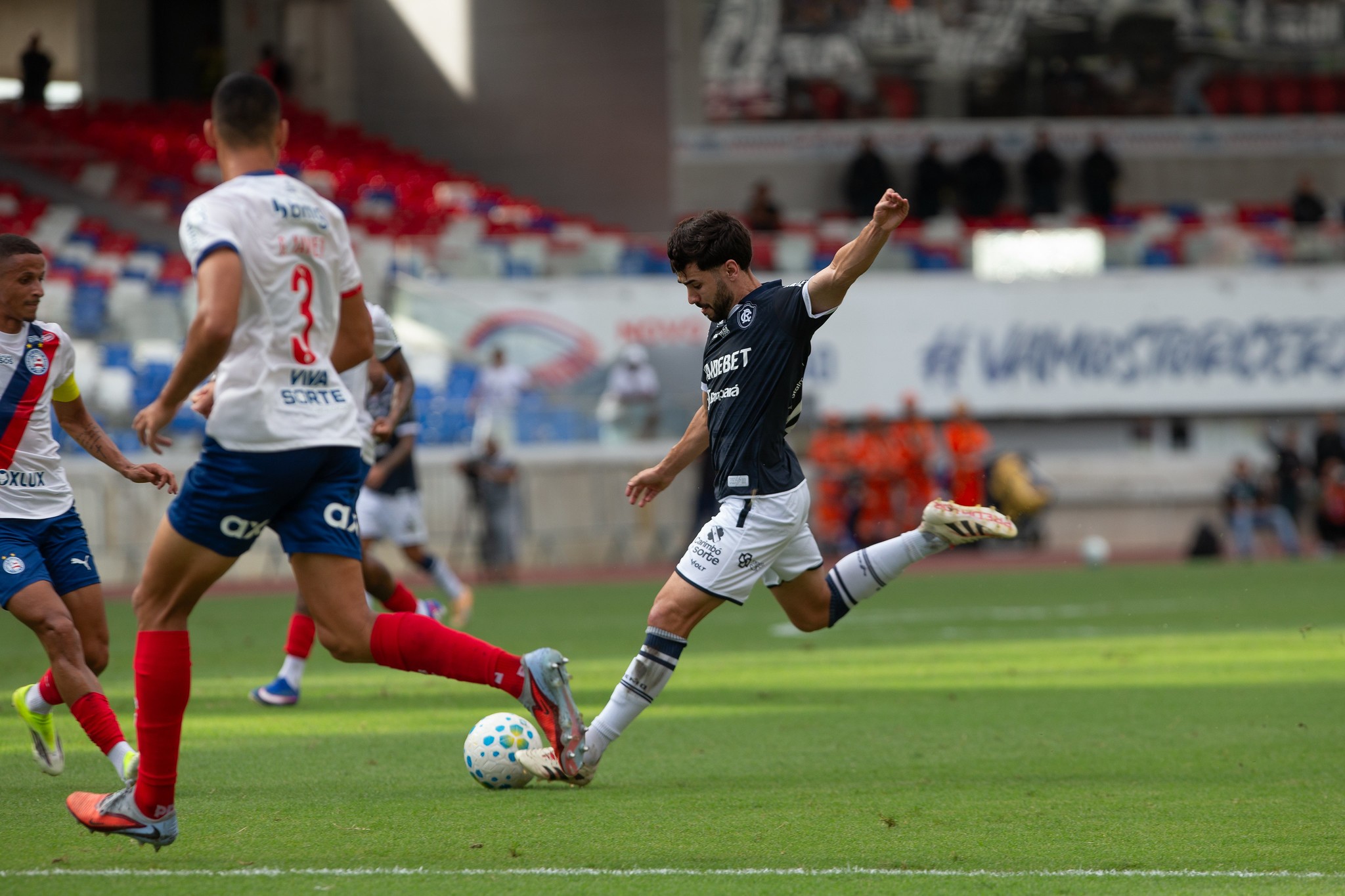 Cartola 2026: com dois gols, Gabriel Taliari, do Remo, é o melhor da rodada #8