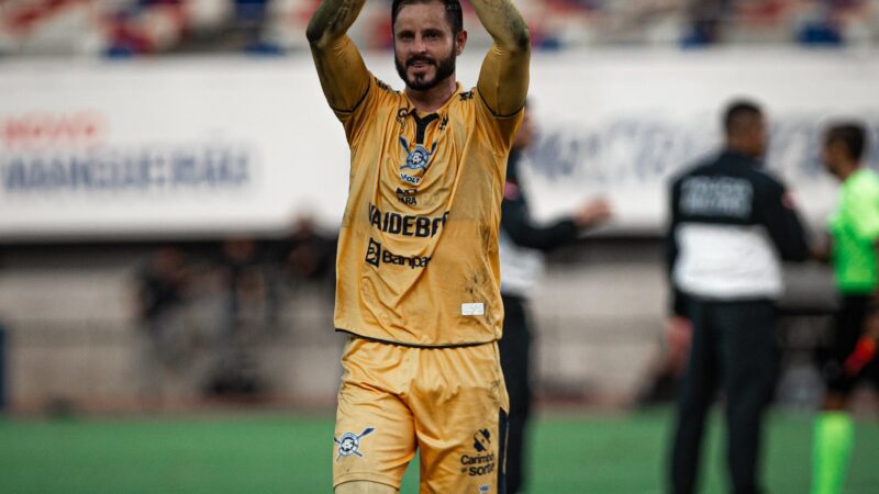 Rangel entra para história como único goleiro a pegar pênaltis pelo Remo nas Séries C, B e A do Brasileiro