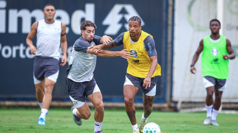 Jovem da base pode ganhar chance inédita no Grêmio contra o Palmeiras