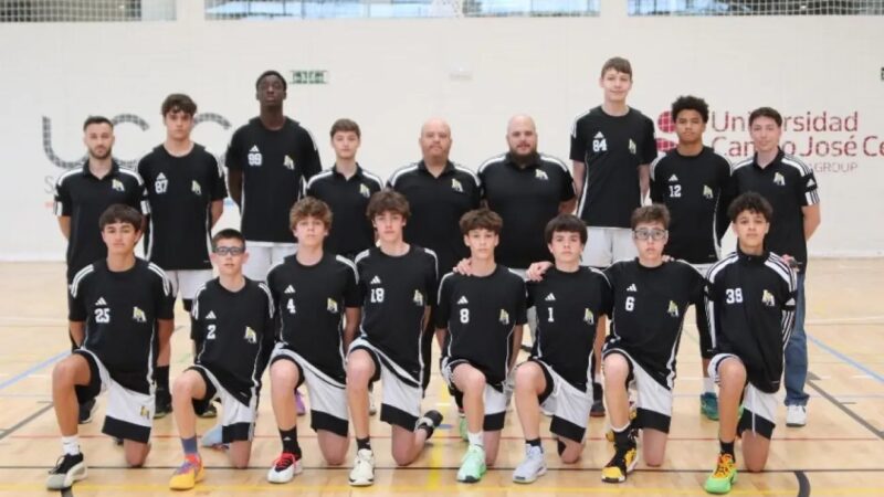 Promessa do basquete espanhol tem 15 anos, 2,15m e fugiu da guerra da Ucrânia