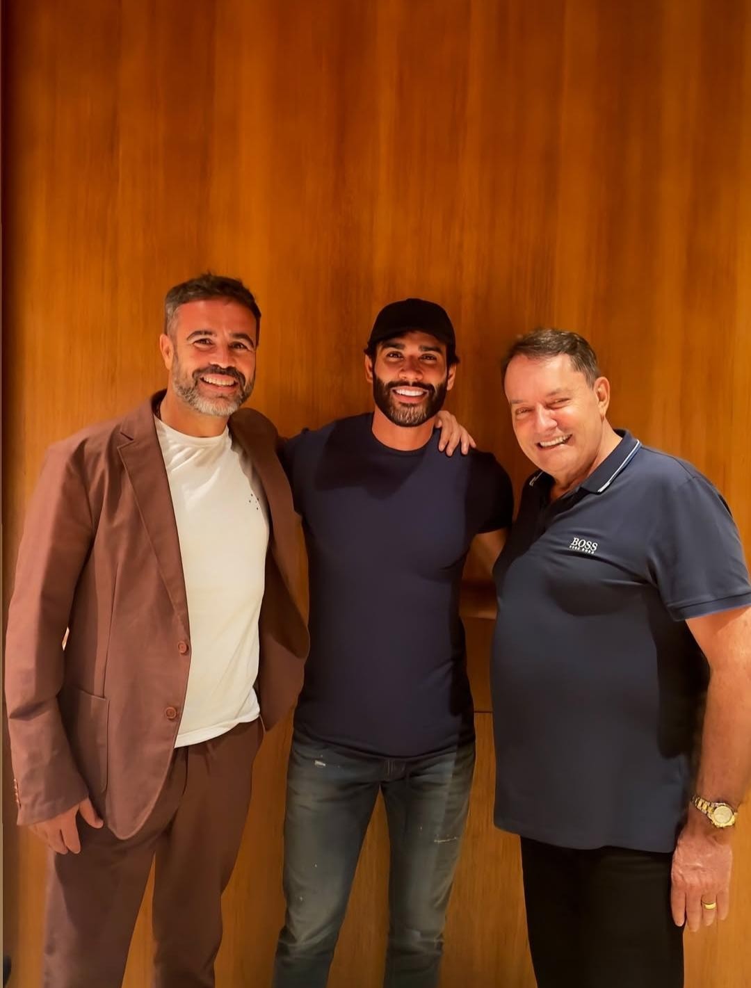 Torcedor do Cruzeiro, Gusttavo Lima se encontra com Artur Jorge e Pedro Lourenço