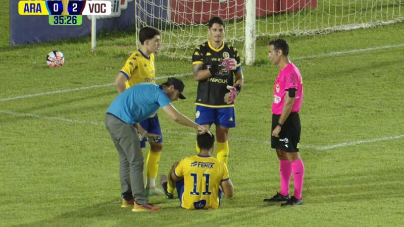 O placar é o de menos: time da 4ª divisão de SP leva 4 a 0 com lateral no gol e presidente de técnico