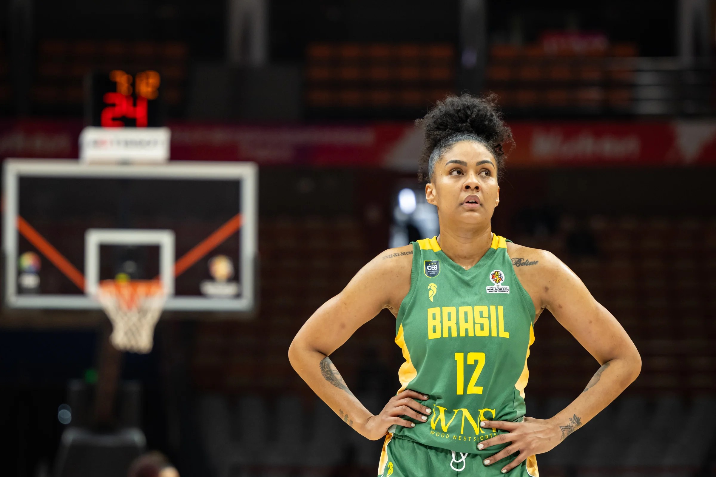 Cestinha brasileira, Damiris desabafa sobre ausência do país no Mundial: “Difícil descrever a dor”