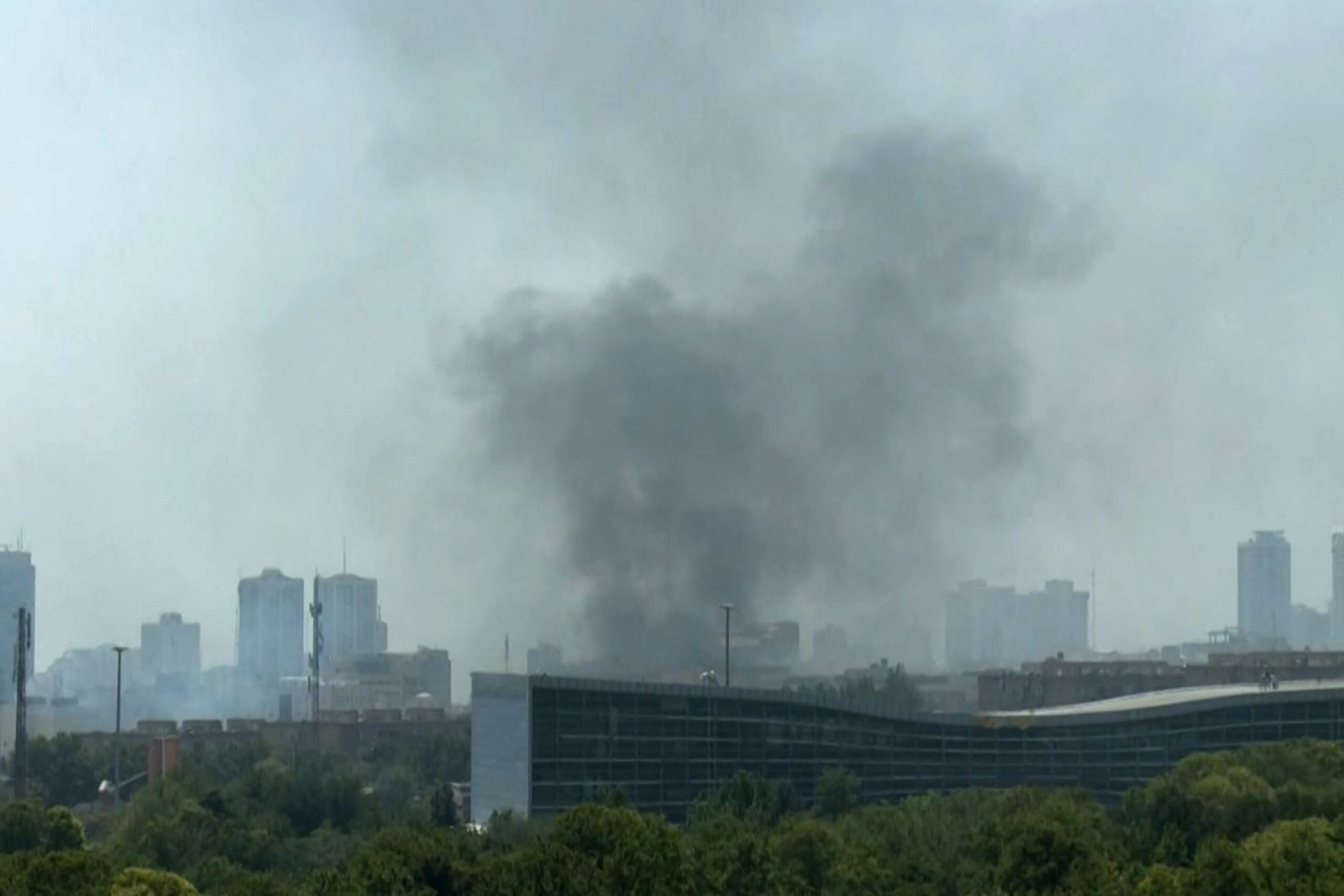 Relatório da ONU diz que ataque aéreo israelense contra prisão no Irã é crime de guerra