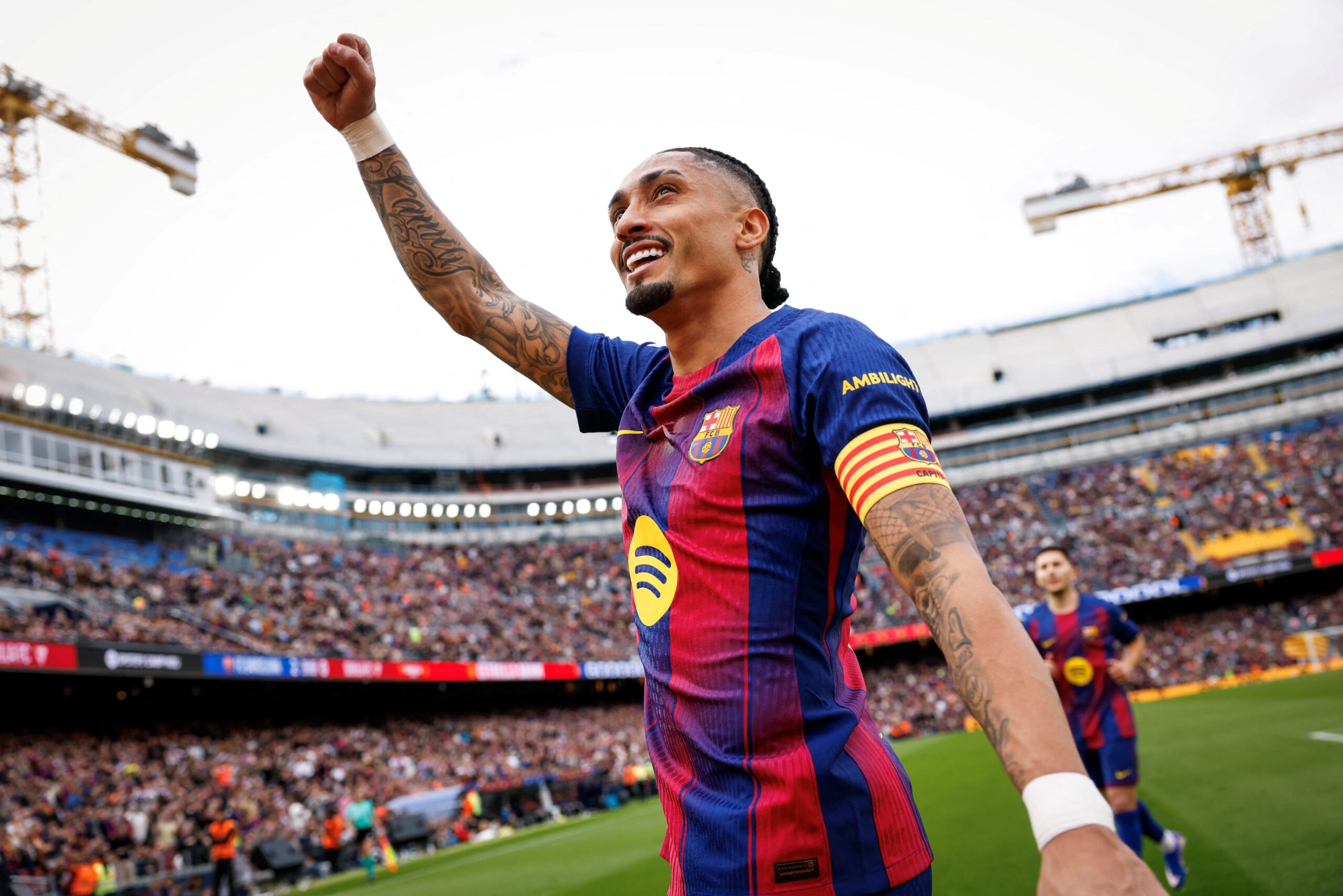 Cartola Internacional: Raphinha brilha no fim de semana; veja quando fecha o mercado para a rodada #31