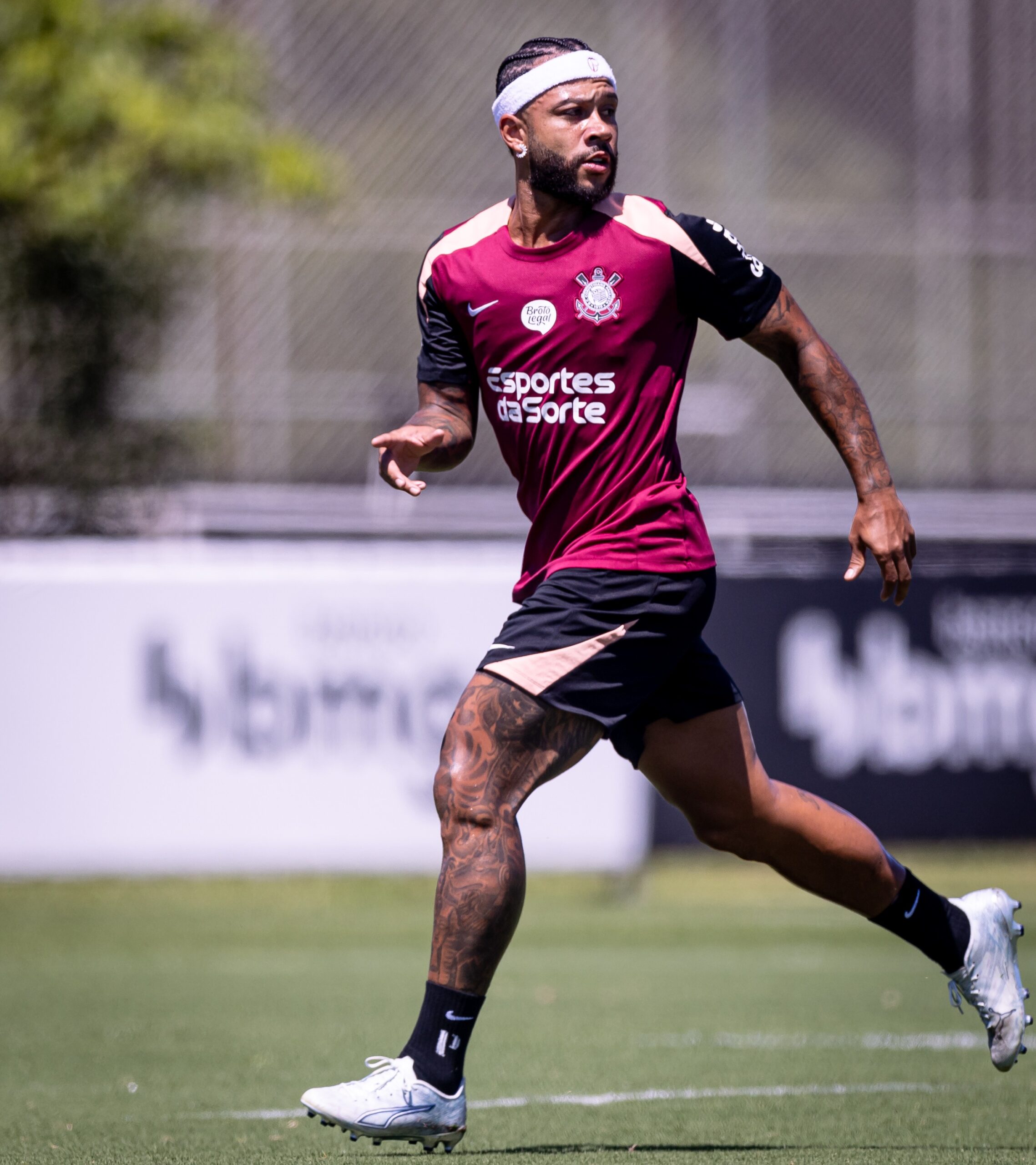 Escalação do Corinthians: Dorival finaliza preparação para enfrentar o Santos na Vila Belmiro