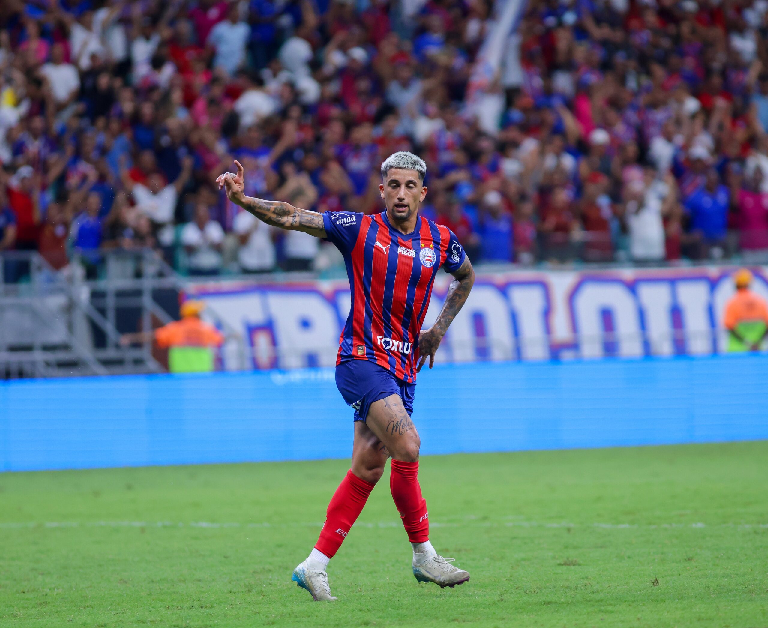 Kike Olivera engata sequência como titular do Bahia em corrida contra o tempo por Copa