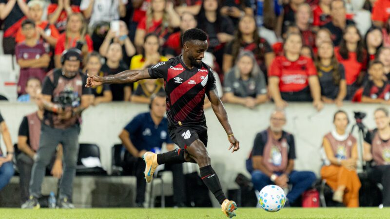 Athletico aposta em sequência na Arena da Baixada para reagir no Brasileirão; veja números