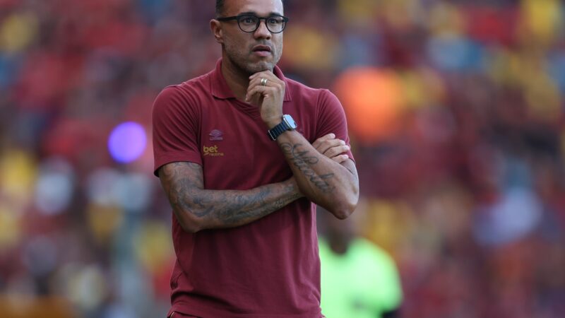 Roger Silva aprova mudanças no Sport e badala final: “Um jogo para ser aplaudido”