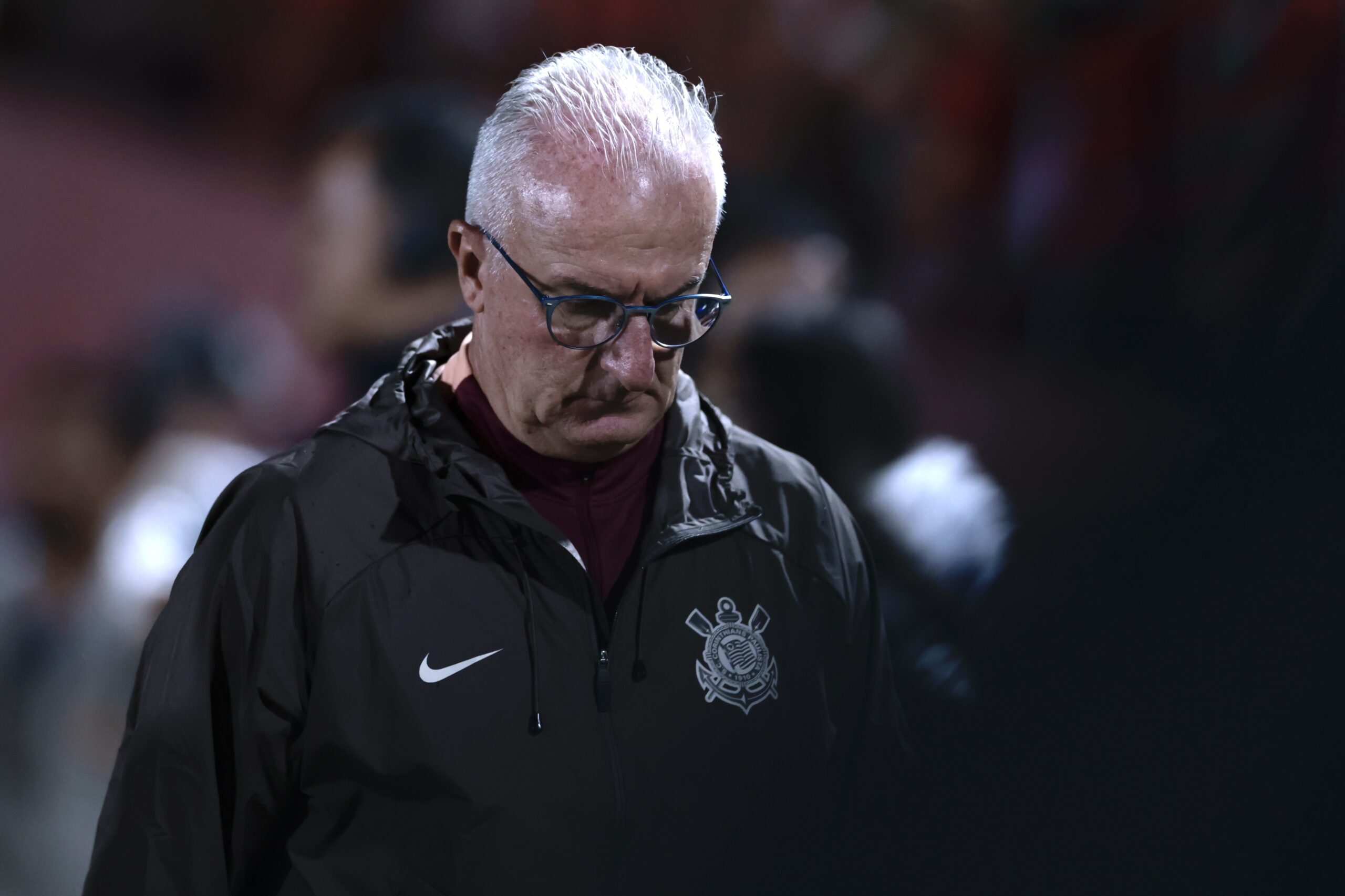 Dorival cita questões médicas para mudanças no Corinthians: “Não posso ser irresponsável”