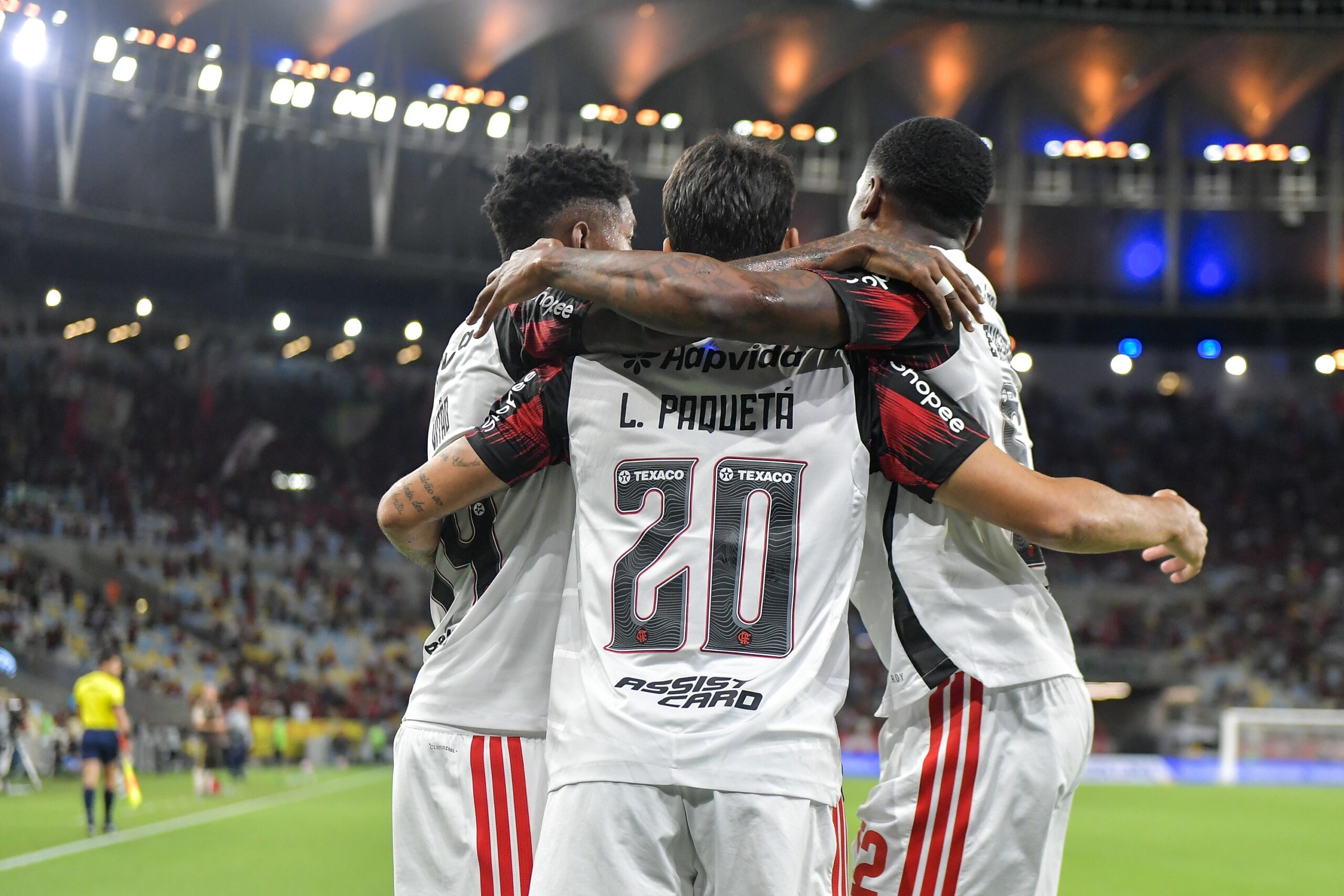 Flamengo chega à oitava final seguida de Carioca e pode ganhar o sétimo tricampeonato na história