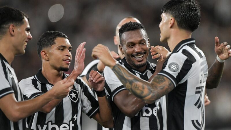 Raio-X do Botafogo no Carioca: uso da base, derrotas nos clássicos e vitória na Taça Rio