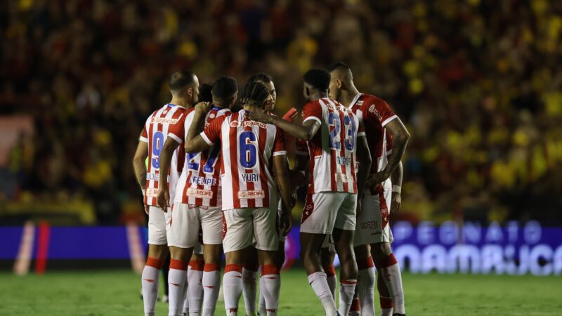 Hélio projeta Náutico com rendimento de 70% a 75% em casa na Série B: “Você briga lá em cima”