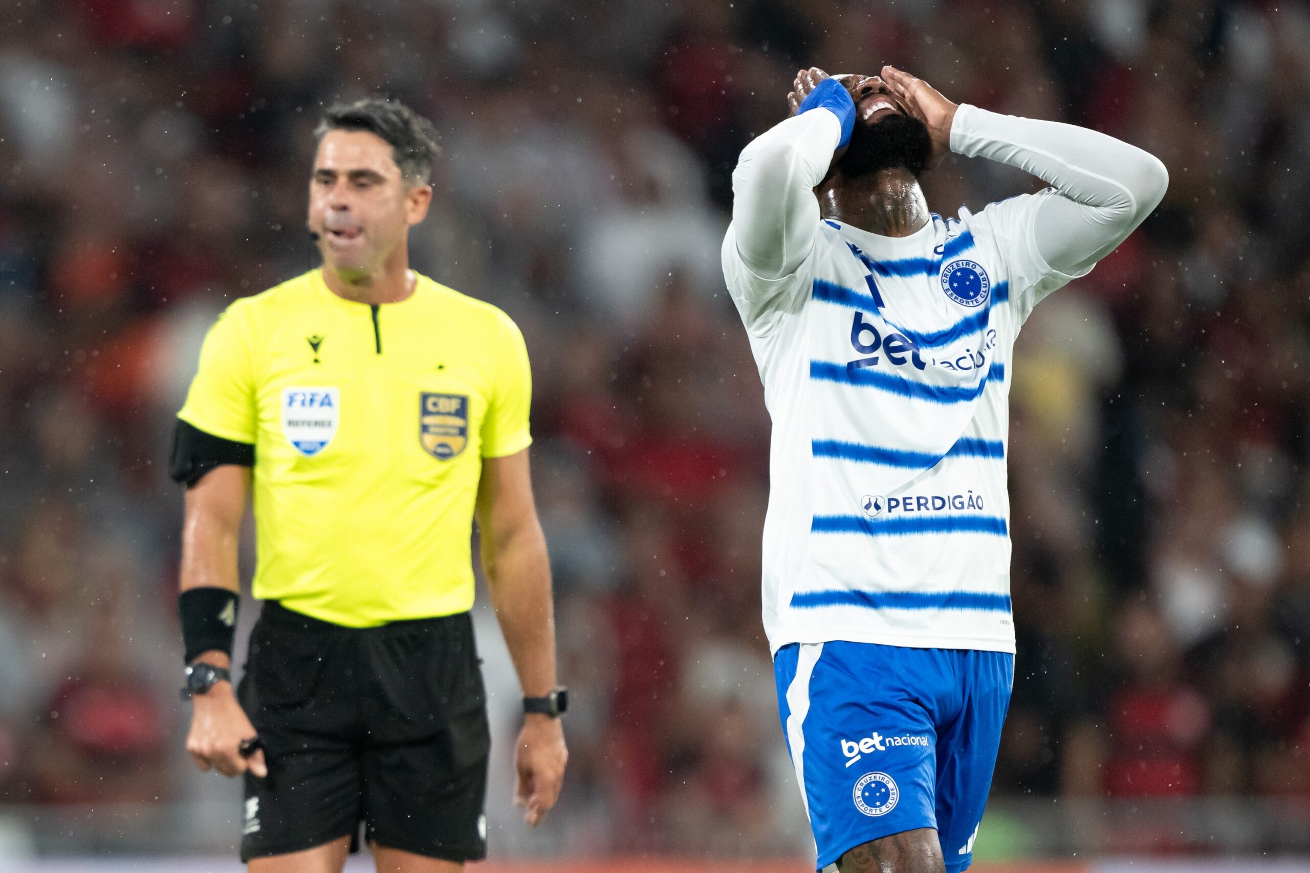 Atuações do Cruzeiro: erros bobos complicam jogo, e Gerson tem reencontro discreto; dê as notas