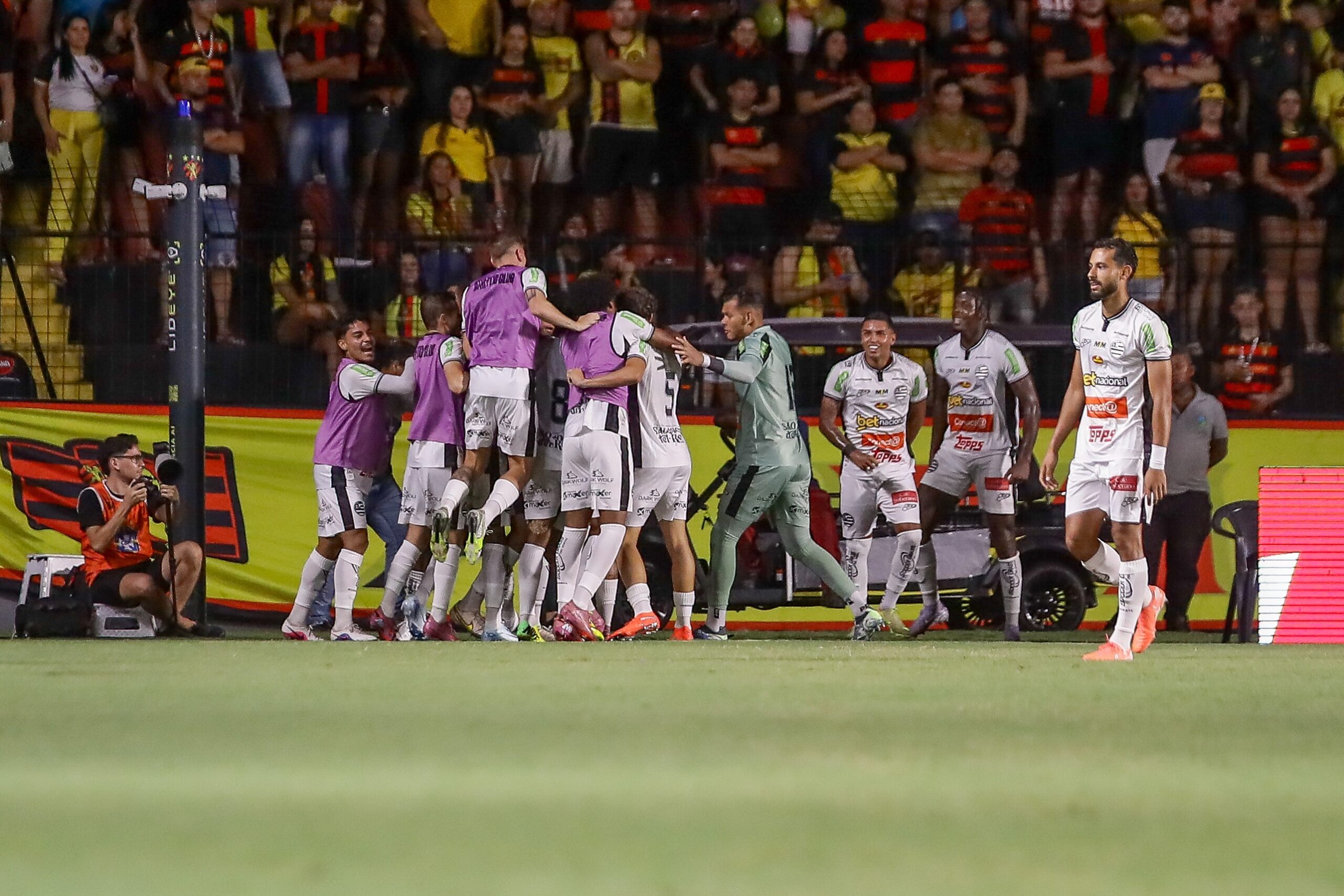 Português dedica gols ao pai e vê classificação coletiva do Athletic na Copa do Brasil: “Fomos todos”