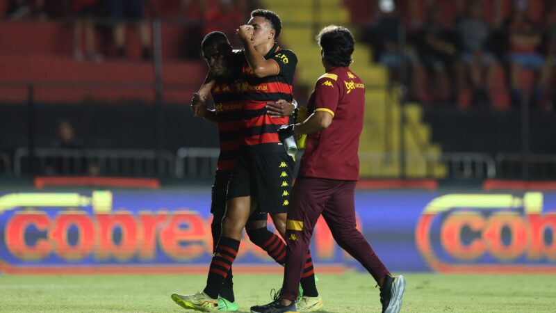 Veja situação de Ajul, Barletta e Benevenuto, após saírem lesionados de jogo do Sport