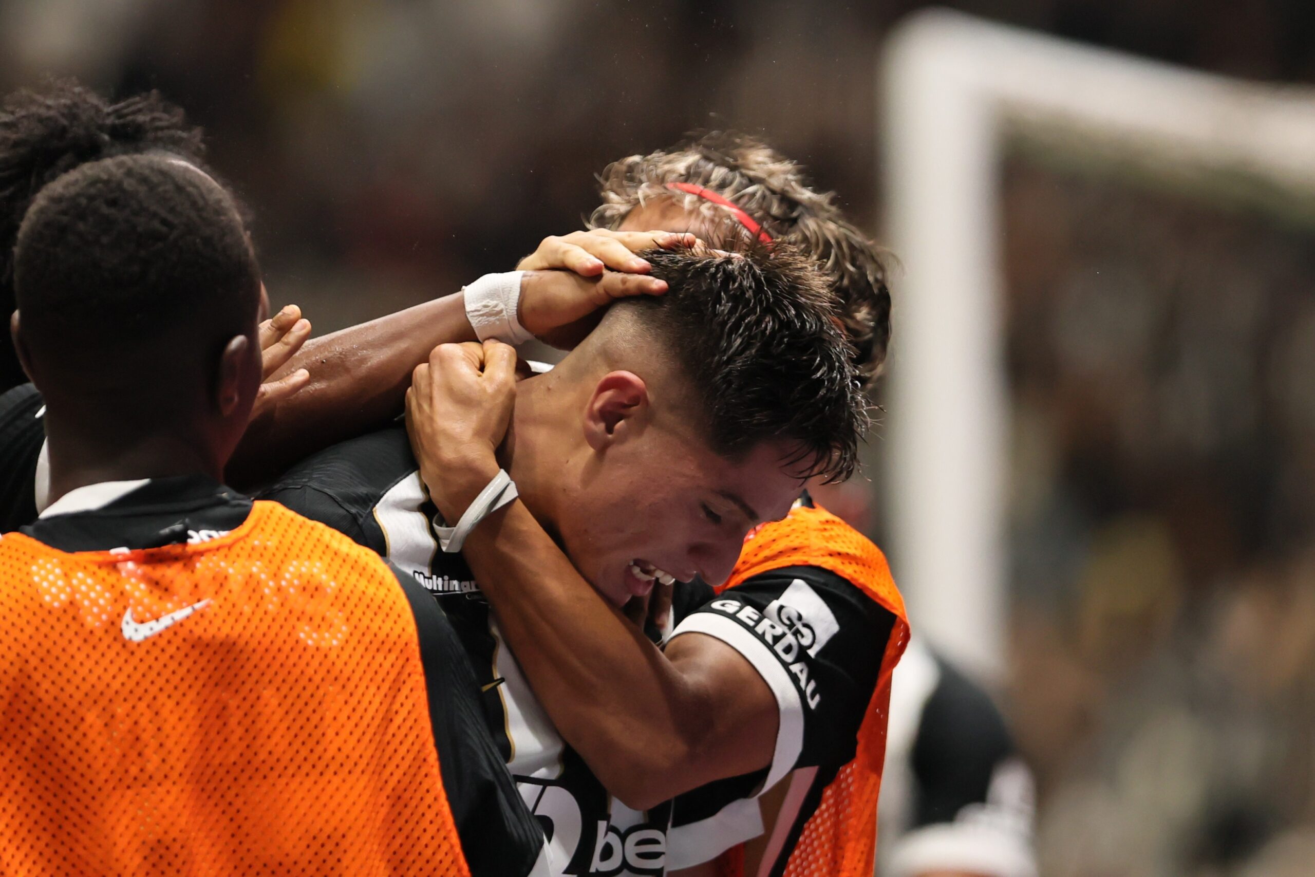 Análise do Atlético-MG: Domínguez tem sucesso em saída de medalhões e começa a cumprir promessa