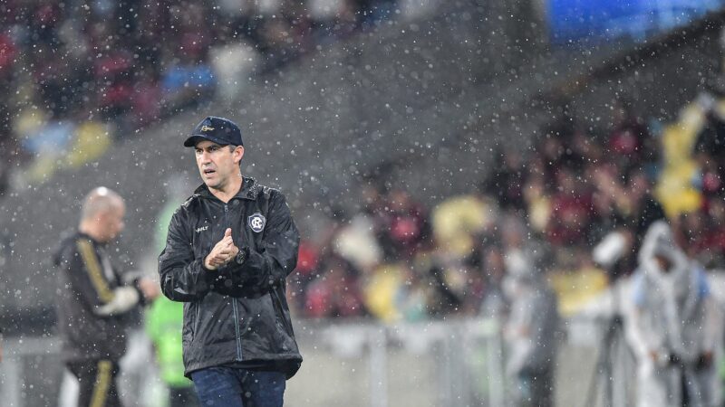 Condé vê Remo “de igual para igual” no primeiro tempo com Flamengo, e lamenta desatenção pós intervalo