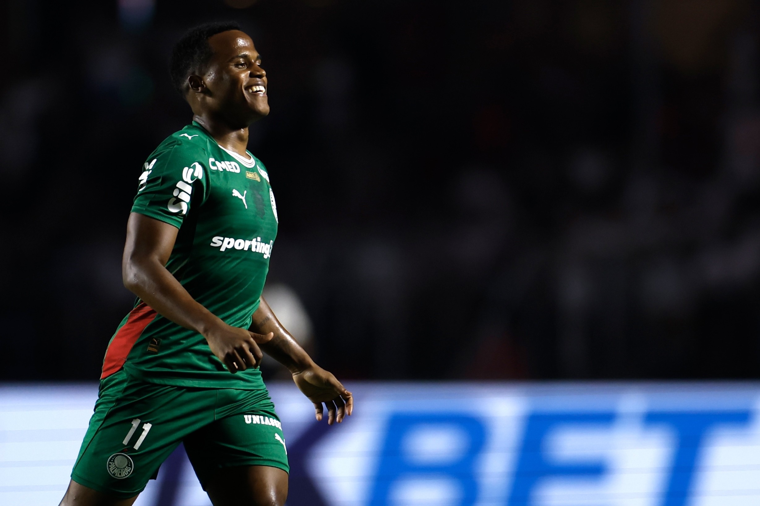 Auxiliar de Abel comenta adaptação de Arias ao Palmeiras: “Demos tempo, ele vai nos ajudar”