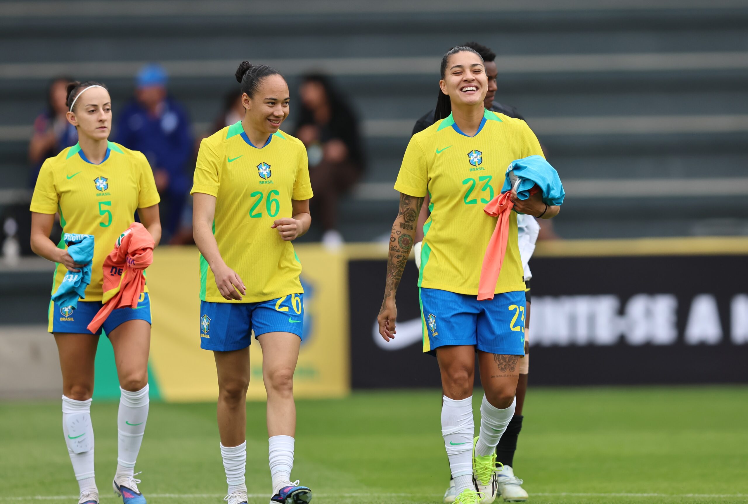 Luana celebra recomeço: “Dizem que a gente floresce nas dificuldades”