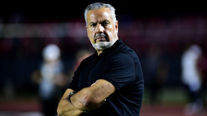 Boto também está pressionado no Flamengo? Entenda situação do diretor de futebol