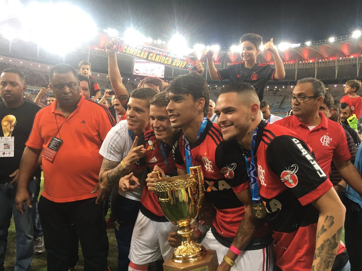 Fora da final em 2017, Paquetá busca repetir único título pelo Flamengo e acabar com seca no retorno