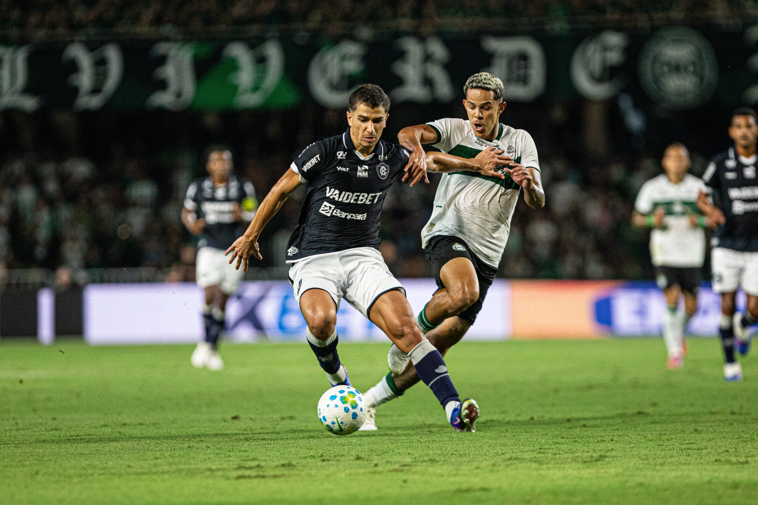 Vitor Bueno lamenta derrota do Remo e aponta ineficiência nas finalizações