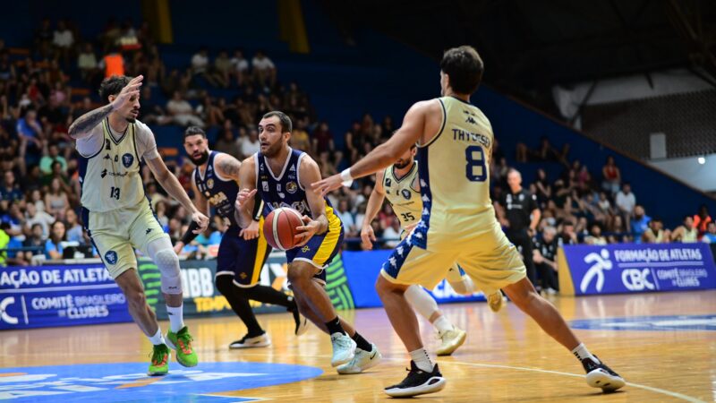 Mogi bate o Rio Claro e emplaca a terceira vitória seguida fora de casa pelo NBB