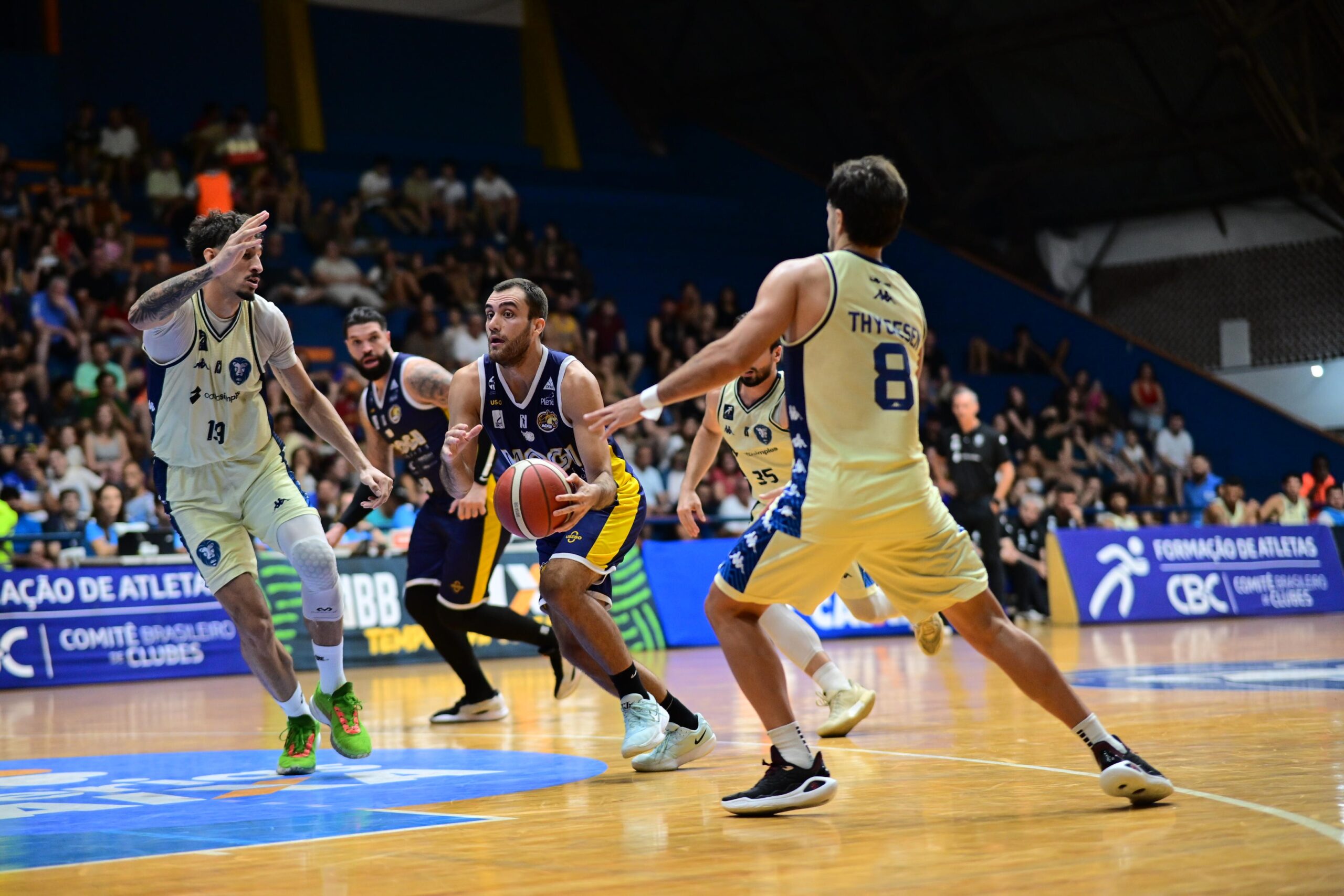 Mogi bate o Rio Claro e emplaca a terceira vitória seguida fora de casa pelo NBB
