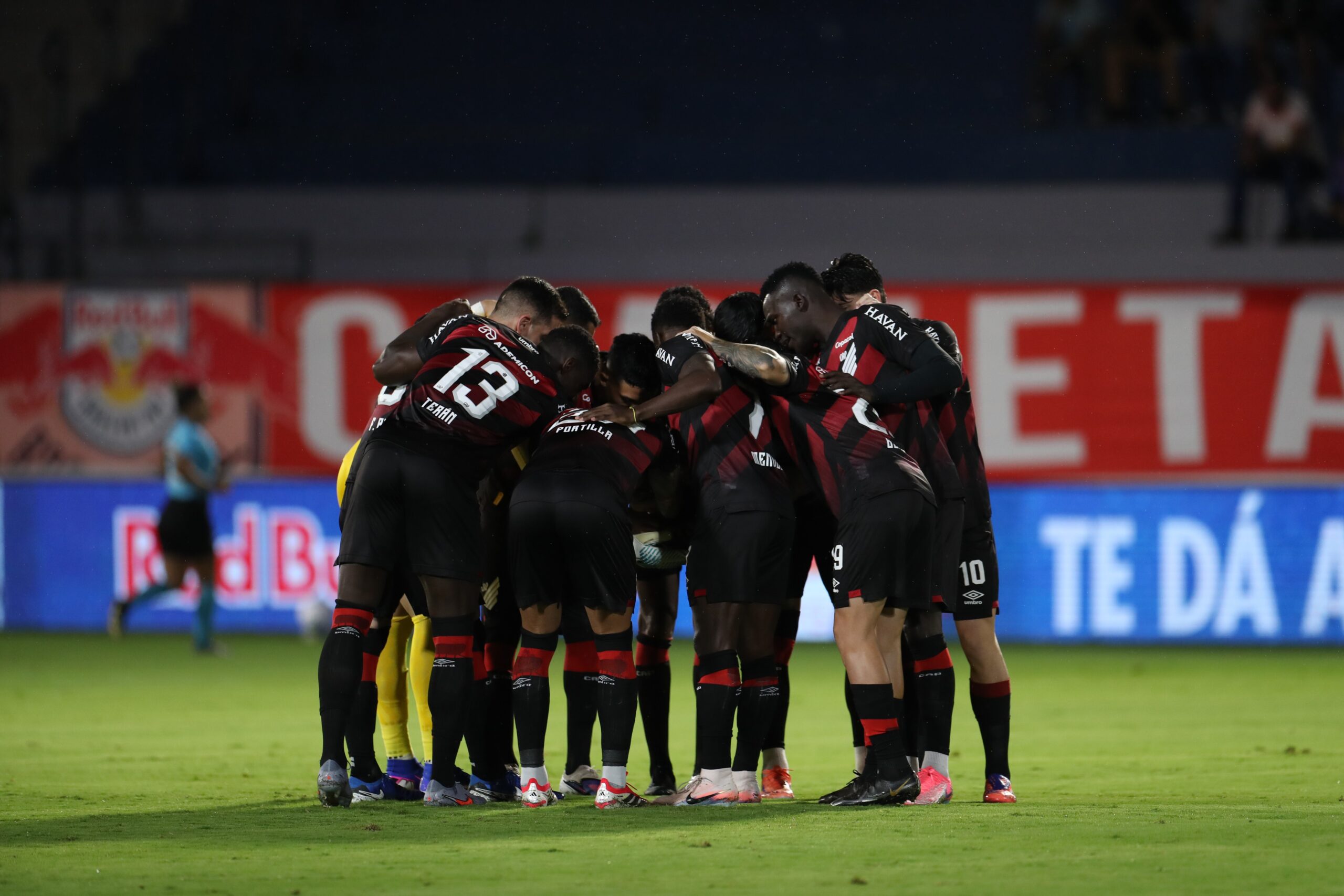 Agenda do Athletico em março tem folga estendida e Athletiba na Série A após três anos; veja