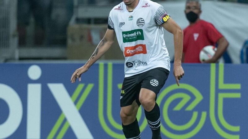 Em meio a chegadas, Athletic enxuga elenco para sequência de 2026