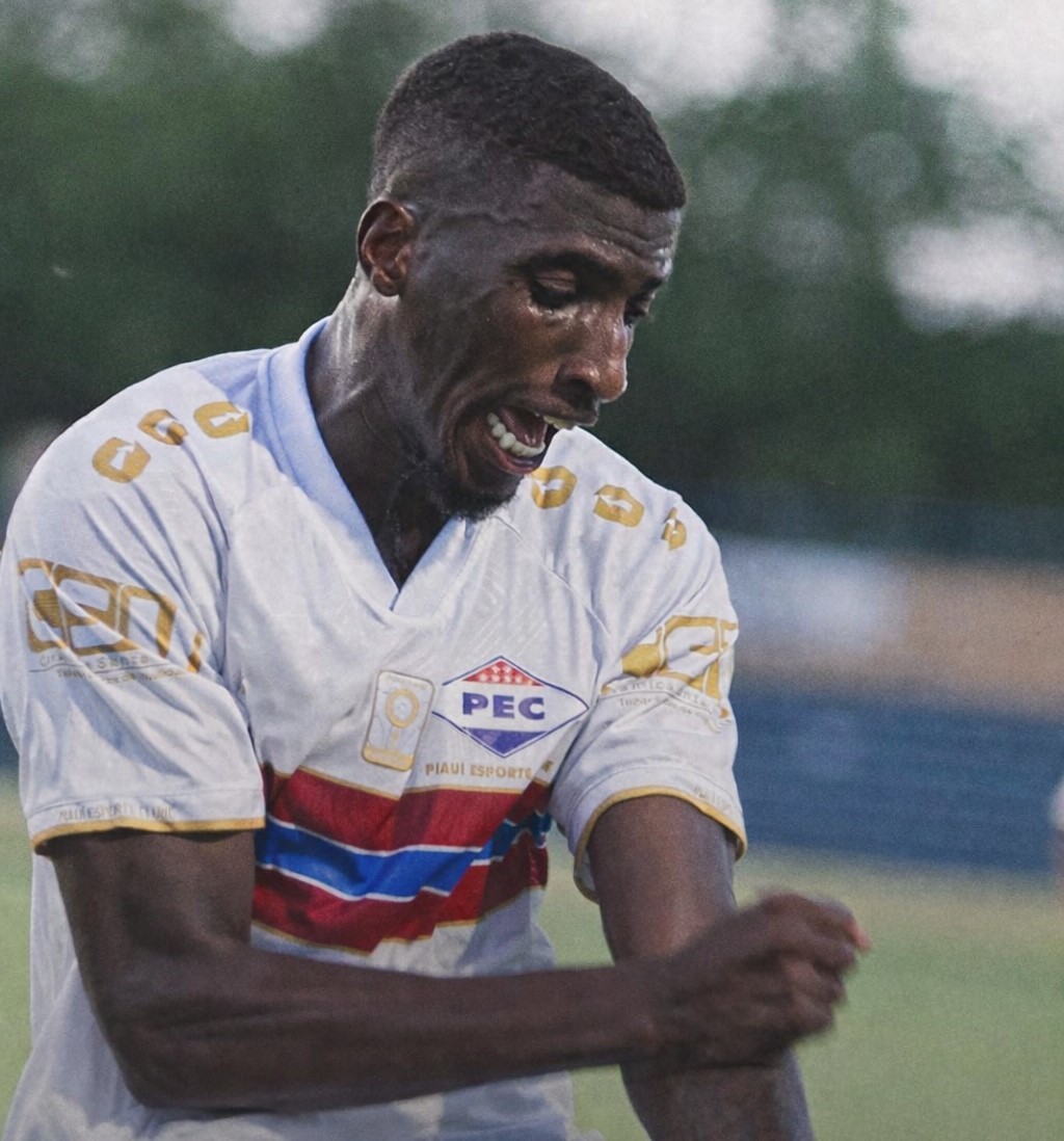 Após título do Piauí, Thurram volta foco para estreia contra o ASA, pela Copa do Nordeste