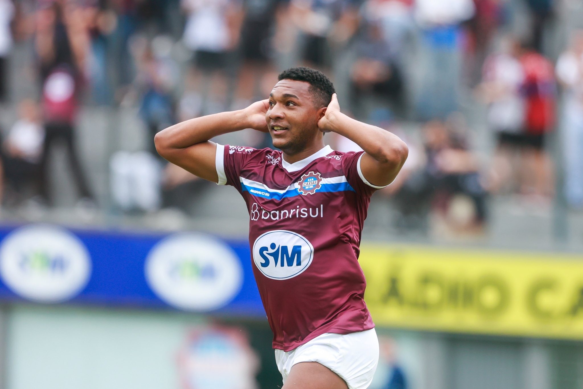 Santa Cruz anuncia novo atacante para disputa da Série C