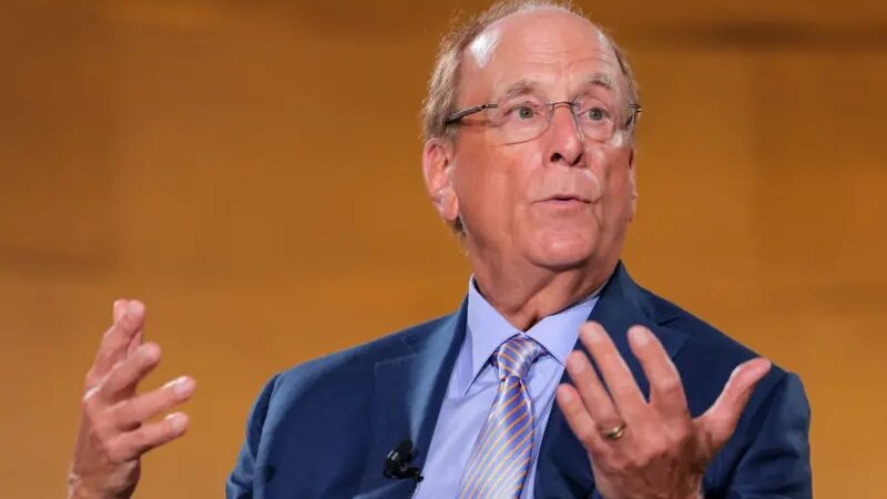 Petróleo a US$ 150 desencadeará recessão global, diz CEO da BlackRock à BBC