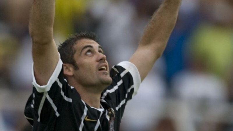 Finazzi, ex-Corinthians, fecha com Sertãozinho para sequência da A2 em SP