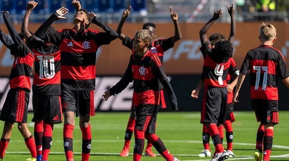 Flamengo perde para o Real Bétis e é vice-campeão do Mundial Sub-12