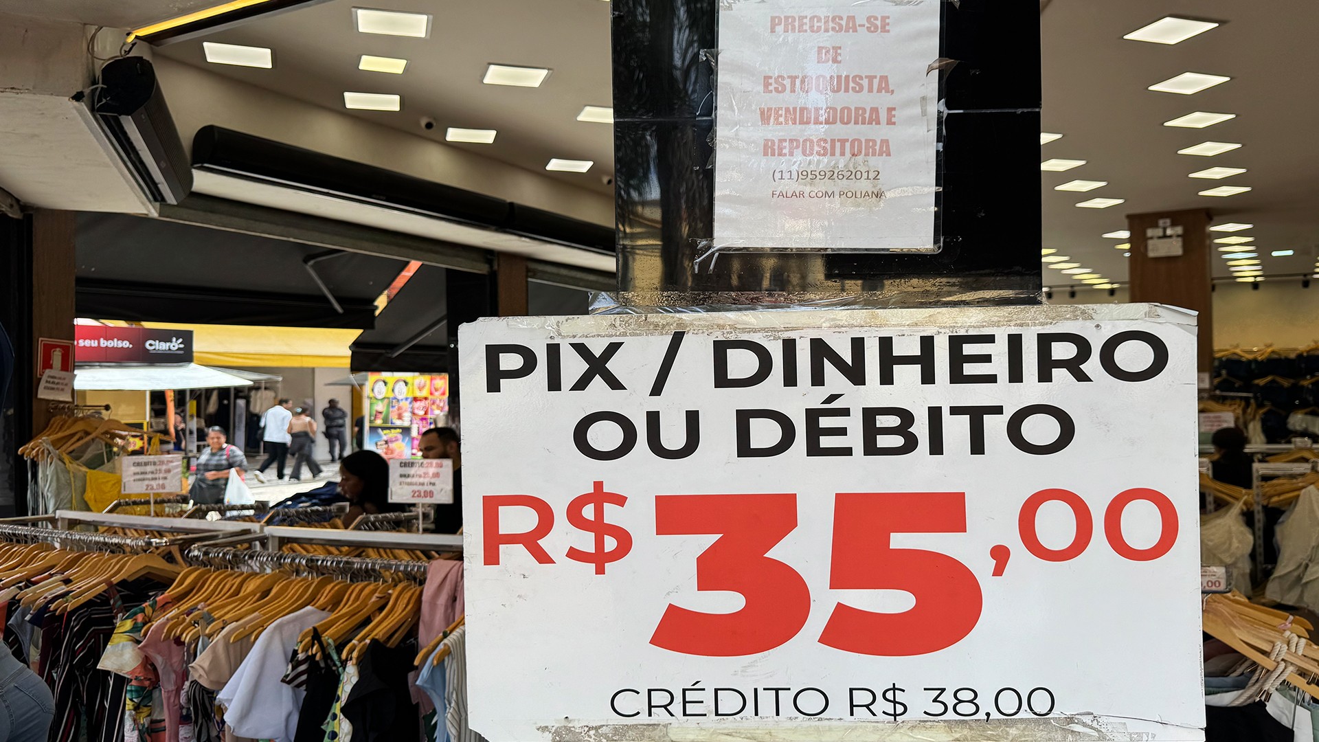 ‘O dinheiro aumenta, mas não dá para comprar nada’: por que o brasileiro não sente a melhora da economia?