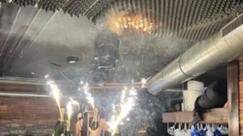 Prefeito vira investigado por incêndio que atingiu bar de esqui na Suíça